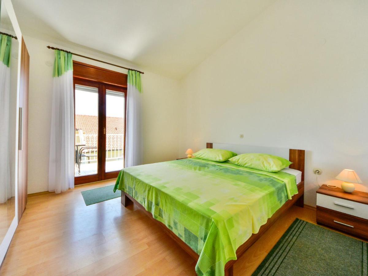Apartment Fani-4 By Interhome Banjol ภายนอก รูปภาพ